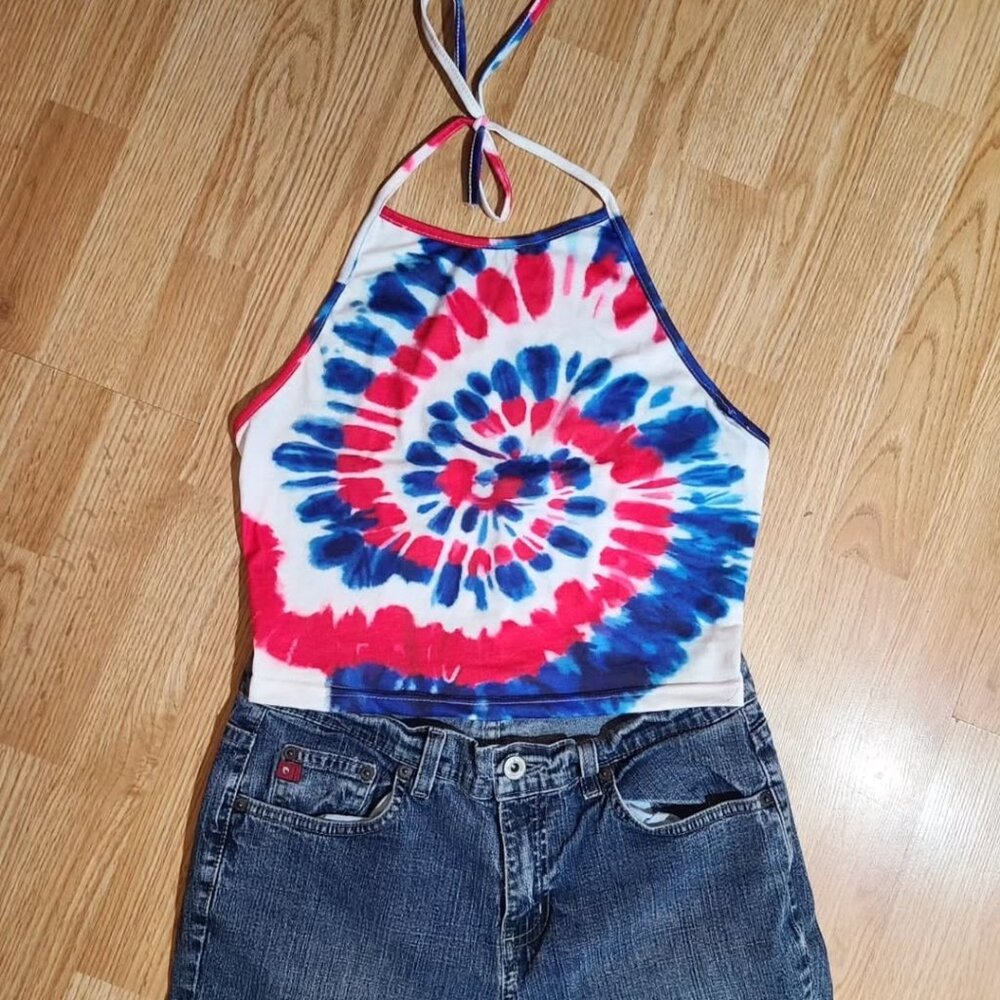 Gorgeous tie dye halter top.